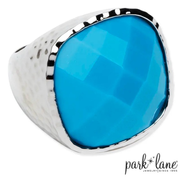 Park Lane Jewelry - Park Lane Oceana Ring-Set in Silver-BNIB!! Size 8